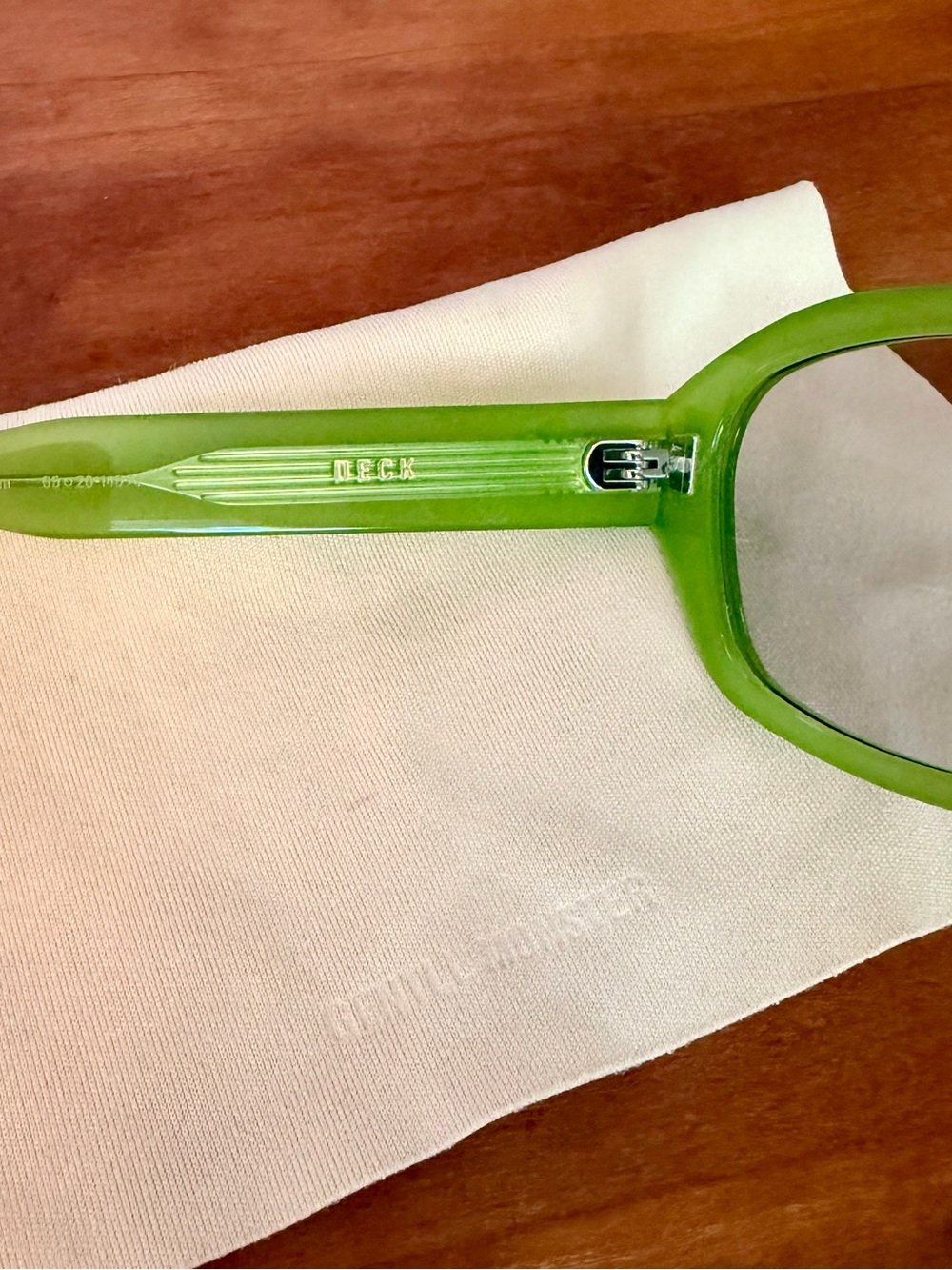 GENTLE MONSTER Deck Sunglasses in Green - Picture 8 of 8